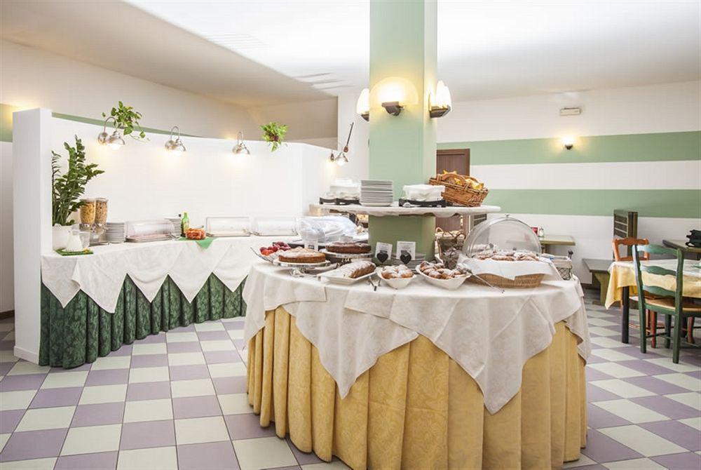 Hotel Sofia Lido di Jesolo Zewnętrze zdjęcie