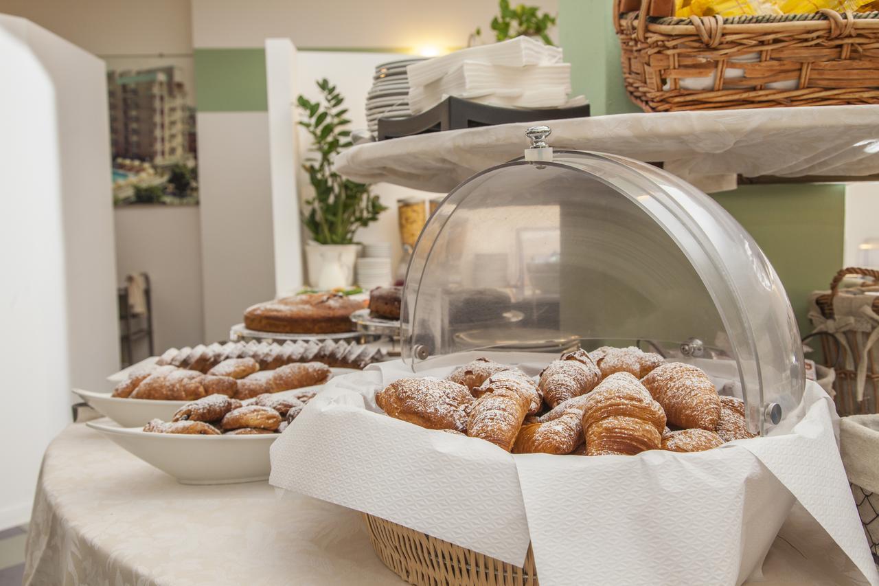 Hotel Sofia Lido di Jesolo Zewnętrze zdjęcie
