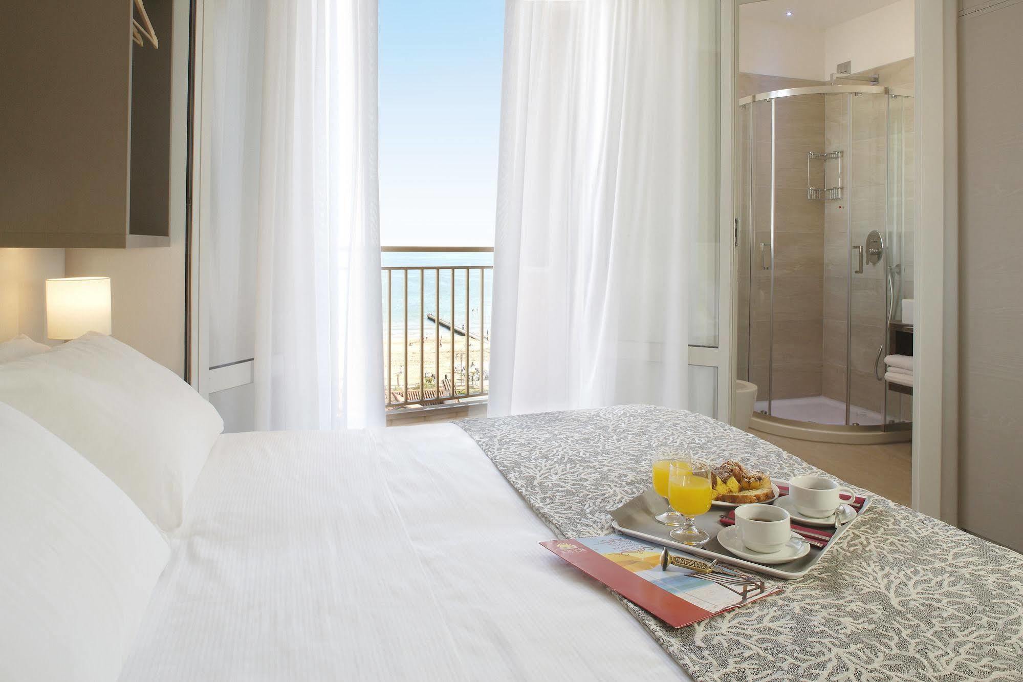 Hotel Sofia Lido di Jesolo Zewnętrze zdjęcie