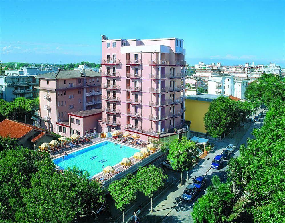 Hotel Sofia Lido di Jesolo Zewnętrze zdjęcie