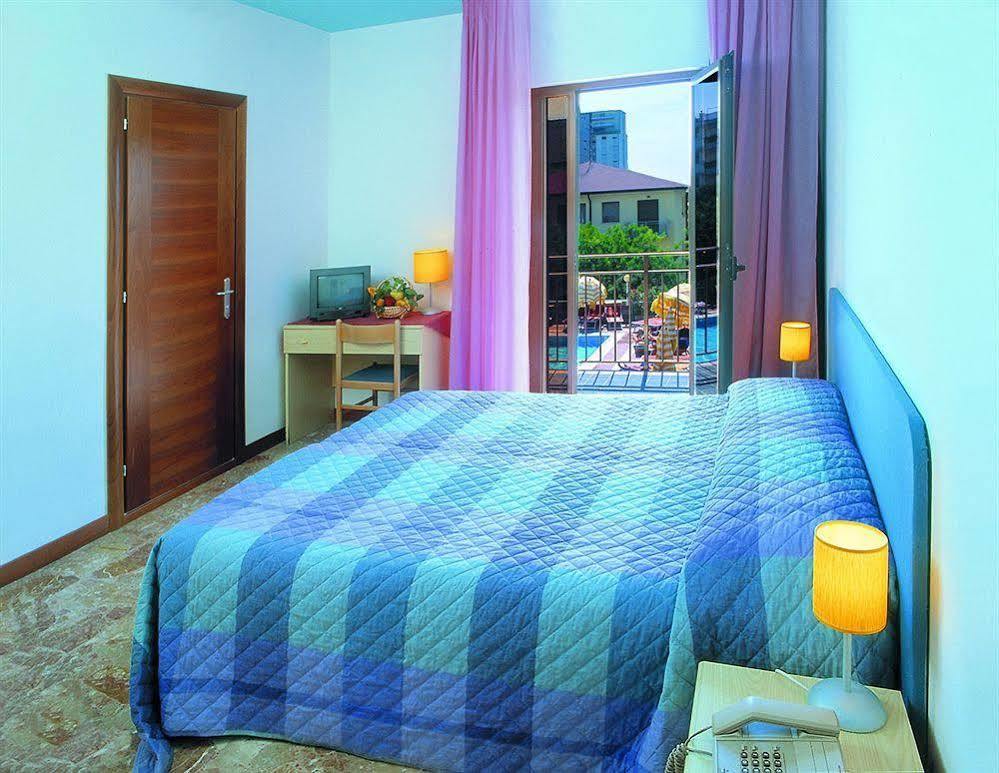 Hotel Sofia Lido di Jesolo Zewnętrze zdjęcie